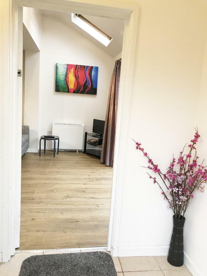 An Entire 2Bed, Headington, Oxford Apartment Екстериор снимка