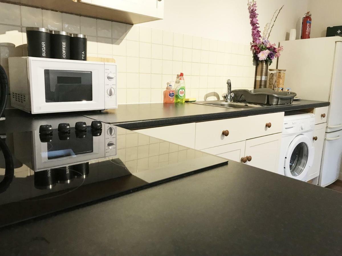 An Entire 2Bed, Headington, Oxford Apartment Екстериор снимка