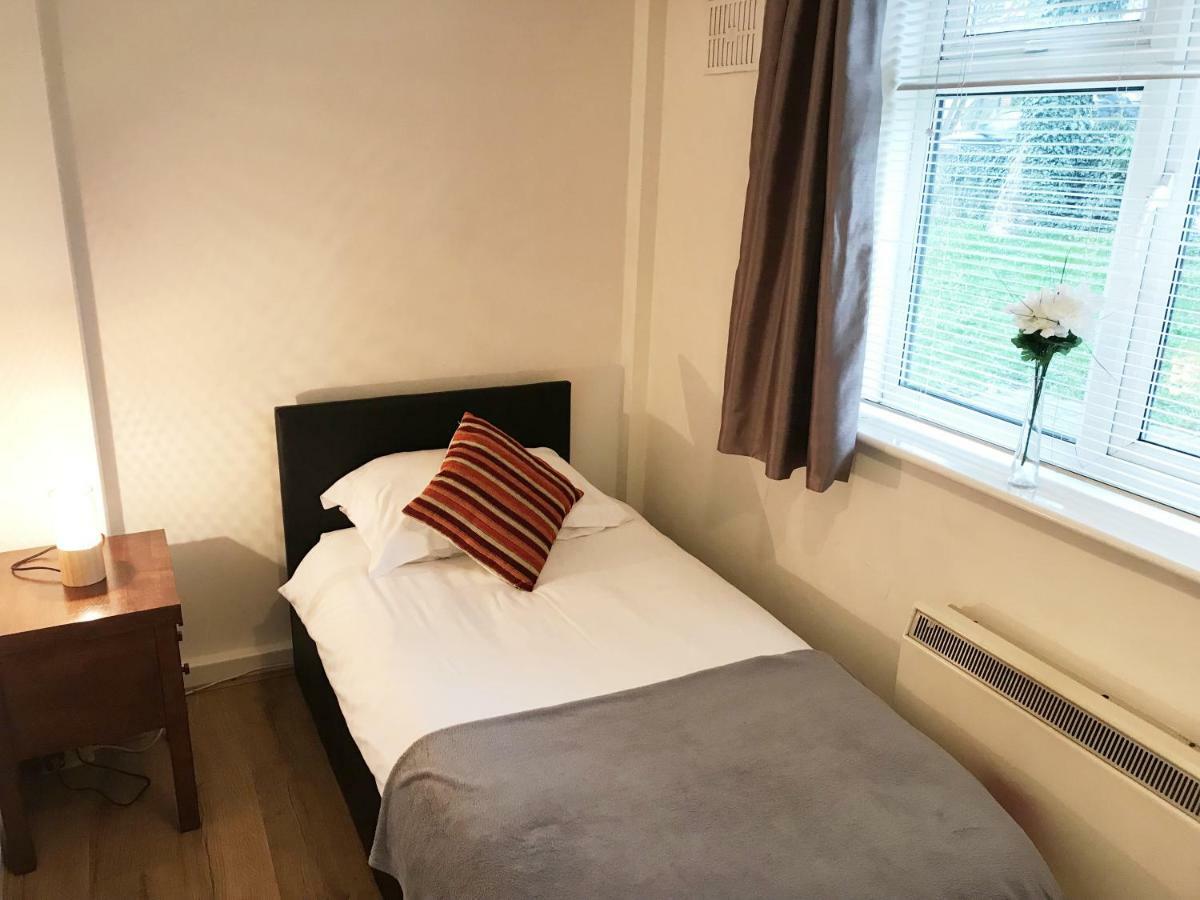 An Entire 2Bed, Headington, Oxford Apartment Екстериор снимка